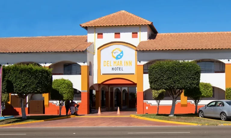 Disfruta en Playas de Tijuana de la hospitalidad y gran sazón mexicano en Del Mar Inn